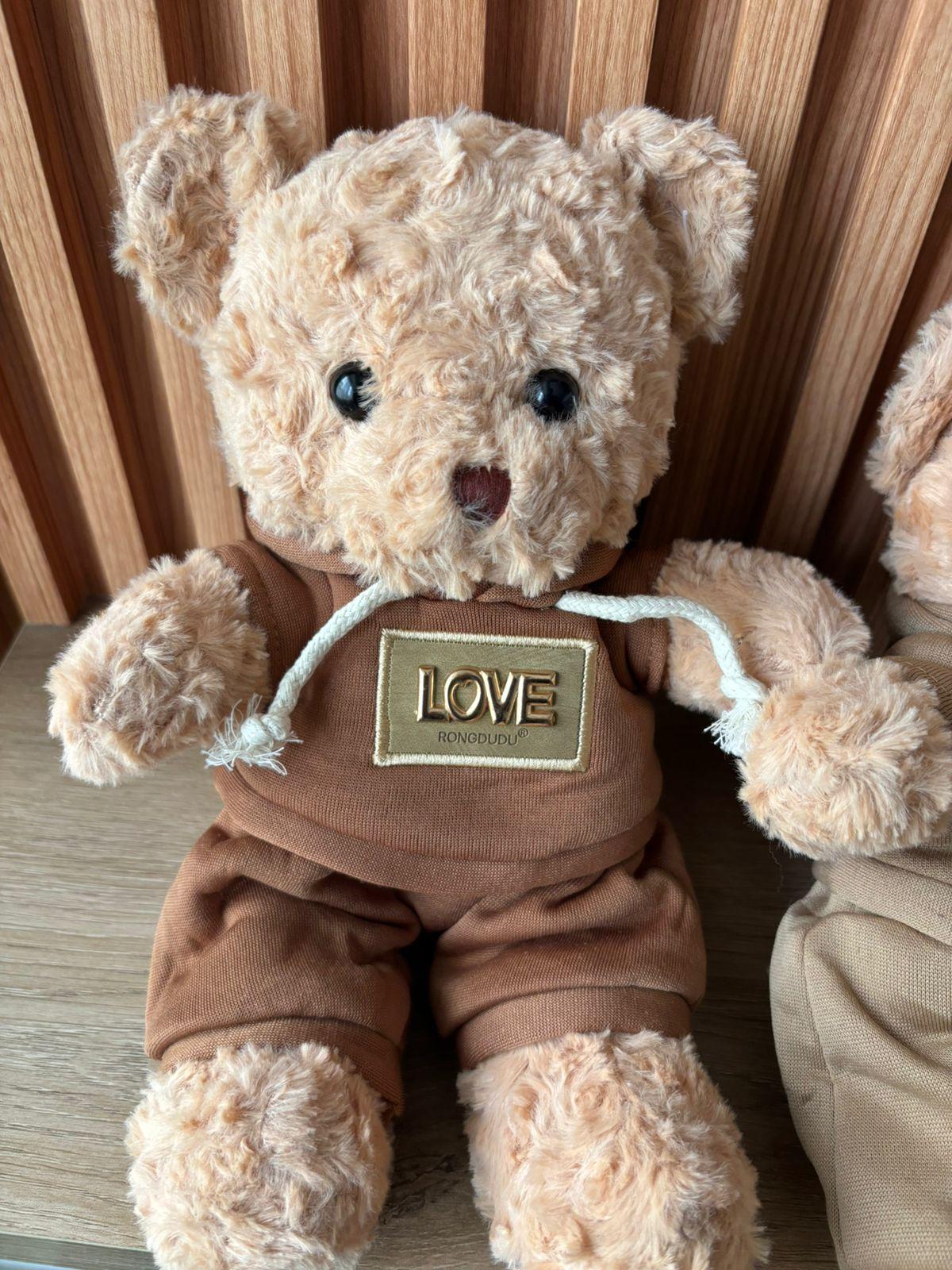 OSO CRESPO CON POLERA