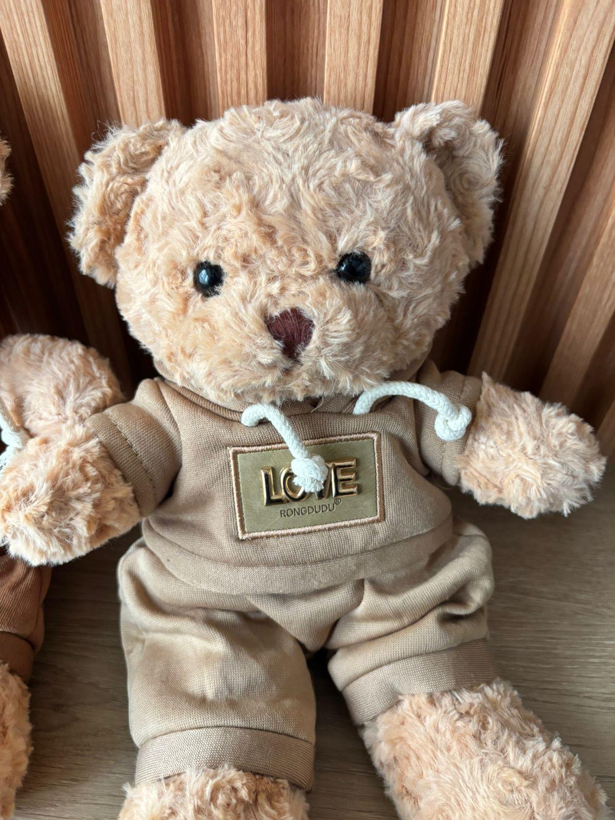 OSO CRESPO CON POLERA